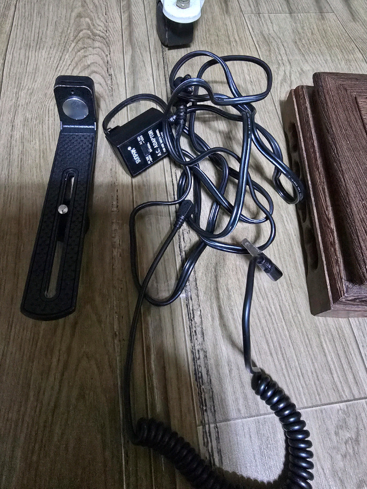 선팩 카메라 플래시 + 충전기 포함--6