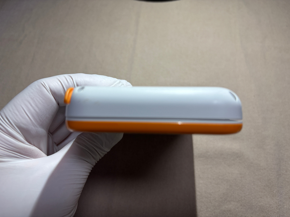 닌텐도 뉴2DSXL 화이트/오렌지 국내정발 순정펌 (정품펜포함)--5