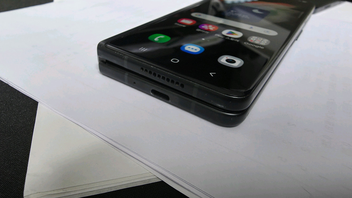 갤럭시 Z폴드3 256GB 블랙--7