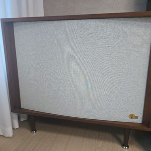 알텍(Altec) 아발론(Avalon) 837A 스피커 판매합니다.