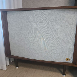 알텍(Altec) 아발론(Avalon) 837A 스피커 판매합니다.