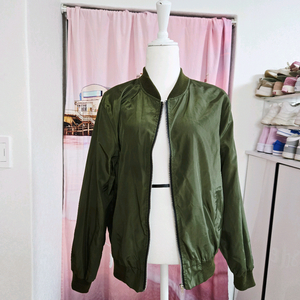 카키 항공 점퍼