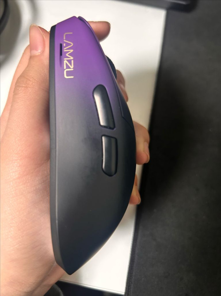 지슈스 구해요 이미지