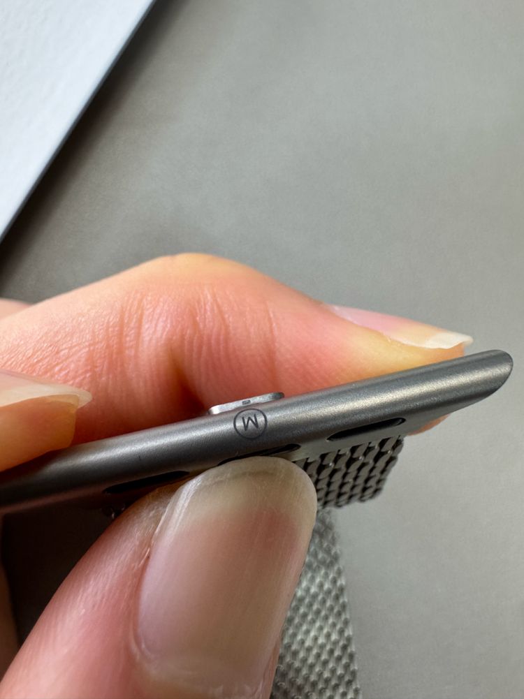 애플워치 티타늄밀레니즈루프 49mm 정품풀박스--2