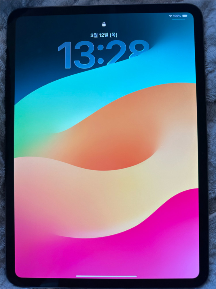 태블릿 11인치 256GB + 매직키보드--4