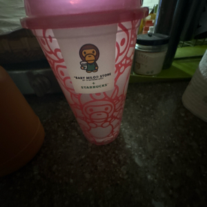 스타벅스 베이프 마일로 리유저블컵 핑크
