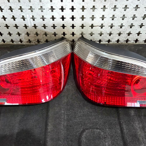 BMW E60 전기형 5시리즈 테일램프 데루등 후미등 팝니다