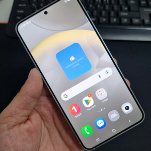 갤럭시S24 SSS급 무잔상 새폰급 컨디션 중고폰 싸게팔아요