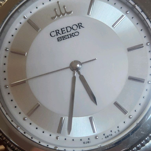 세이코 하이엔드 시계 크레도르 18k 콤비 고정밀 쿼츠