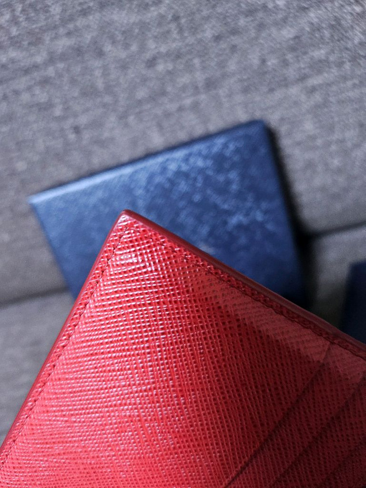 프라다 사피아노 카드지갑(상태최상)--4