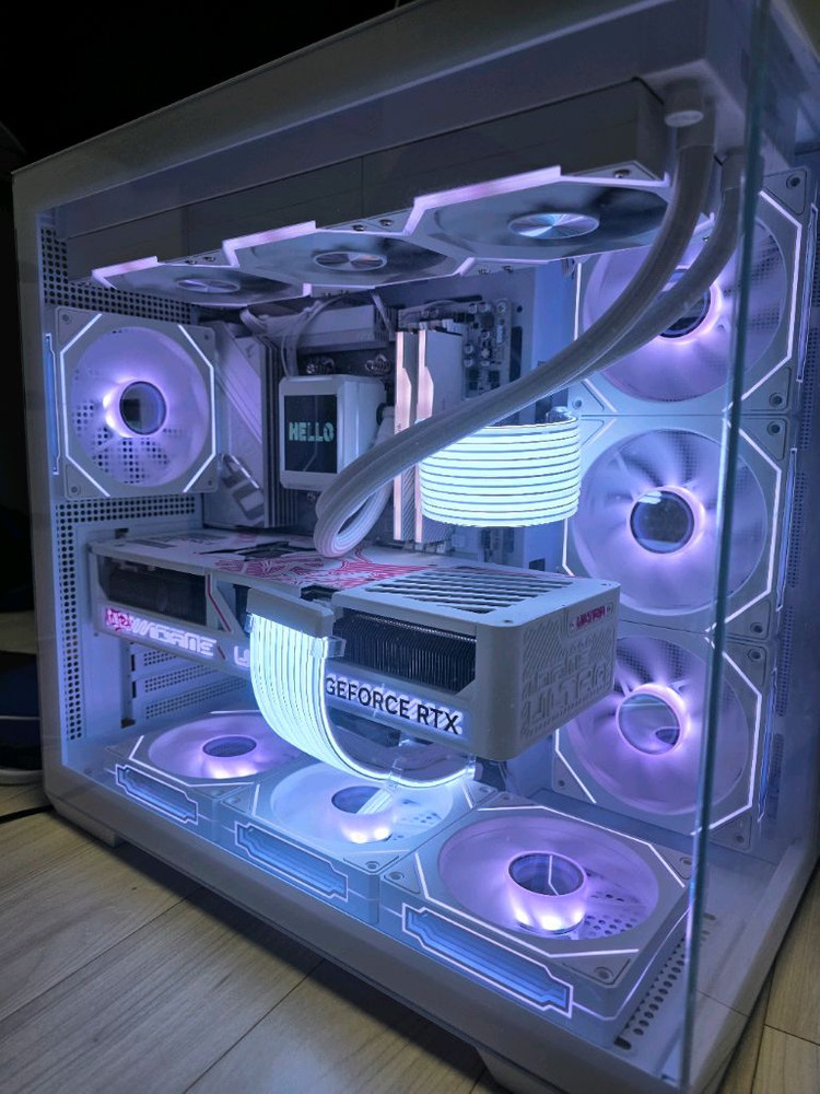 라이젠7 9800X3D RTX5080 본체 팝니다--1