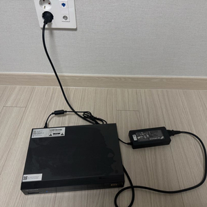 한화테크윈 CCTV NVR XRN-410S(4채널) 이미지