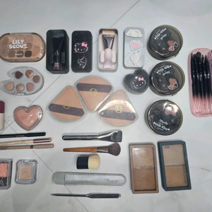 여러 중고 화장품 팔아요