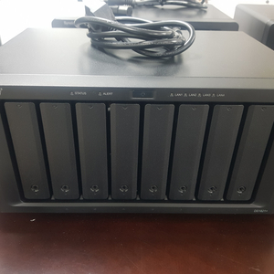 시놀로지 DS1821+ 8베이 NAS 서버