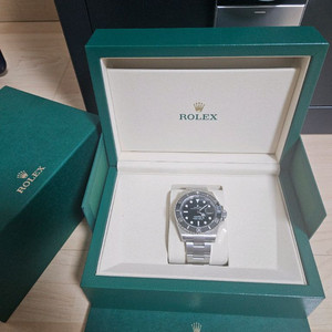 서브마리너 데이트 신형 블랙 (126610LN) 이미지