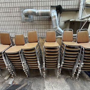 업소용 의자 52개