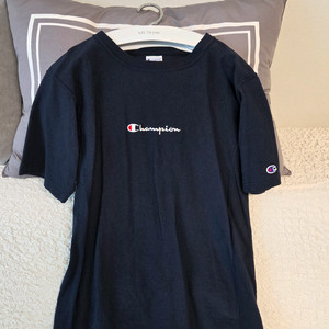 (정품)챔피온 네이비 반팔 티셔츠 xl
