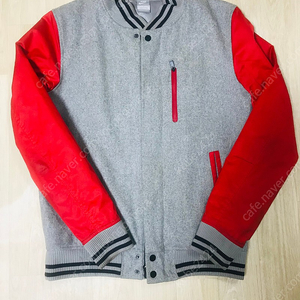 나이키 NSW 울 디스트로이어 자켓 95사이즈 판매해요.