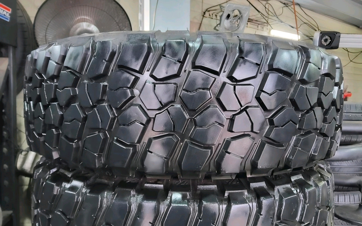 255 75 17 BF GOODRICH 중고타이어--1