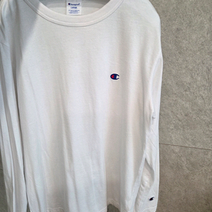 정품 챔피온 흰색 긴팔 티셔츠 L(거의새옷^^)