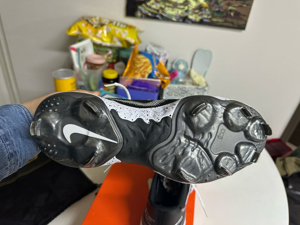 나이키 허라취3 엘리트 야구화(260) 팝니다--4