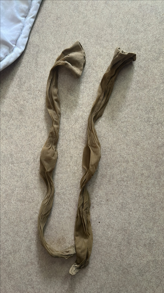 (중고) 살색 • 커피 스타킹--2