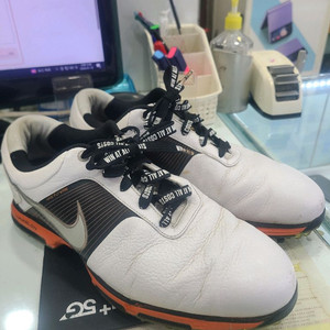 나이키 루나론 골프화 275