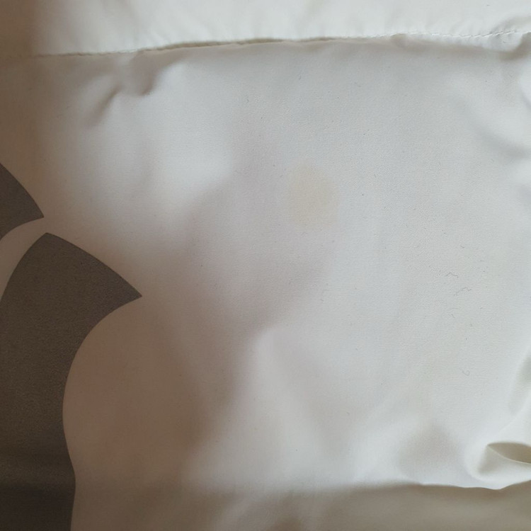 MLB 키즈 다운점퍼 유아동 110 덕다운 정품- 흰색 다운점퍼로, 모자 탈부착 가능합니다- 생활 얼룩이 조금 있습 이미지