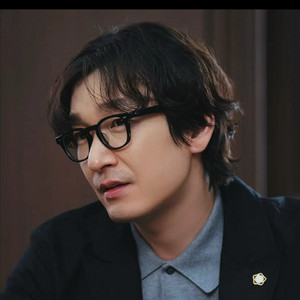 애쉬크로프트 긴즈버그 블랙 46사이즈 조승우 허윤진 착용 뿔테안경