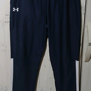 언더아머 32사이즈 춘추용 츄리링바지