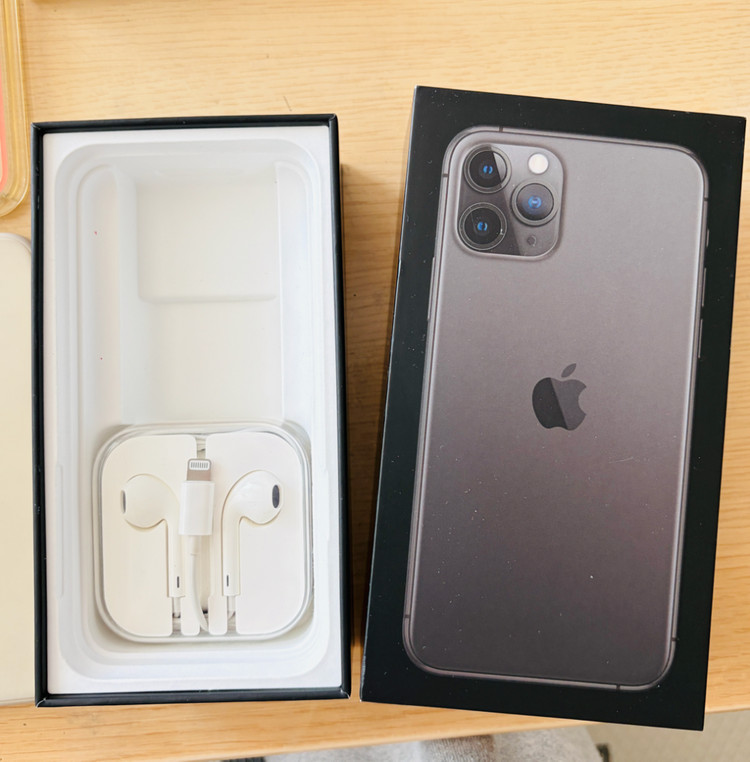 아이폰 11프로 256--5