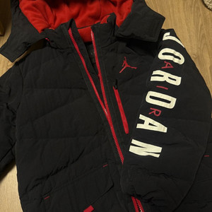 조던 키즈 패딩 점퍼 140