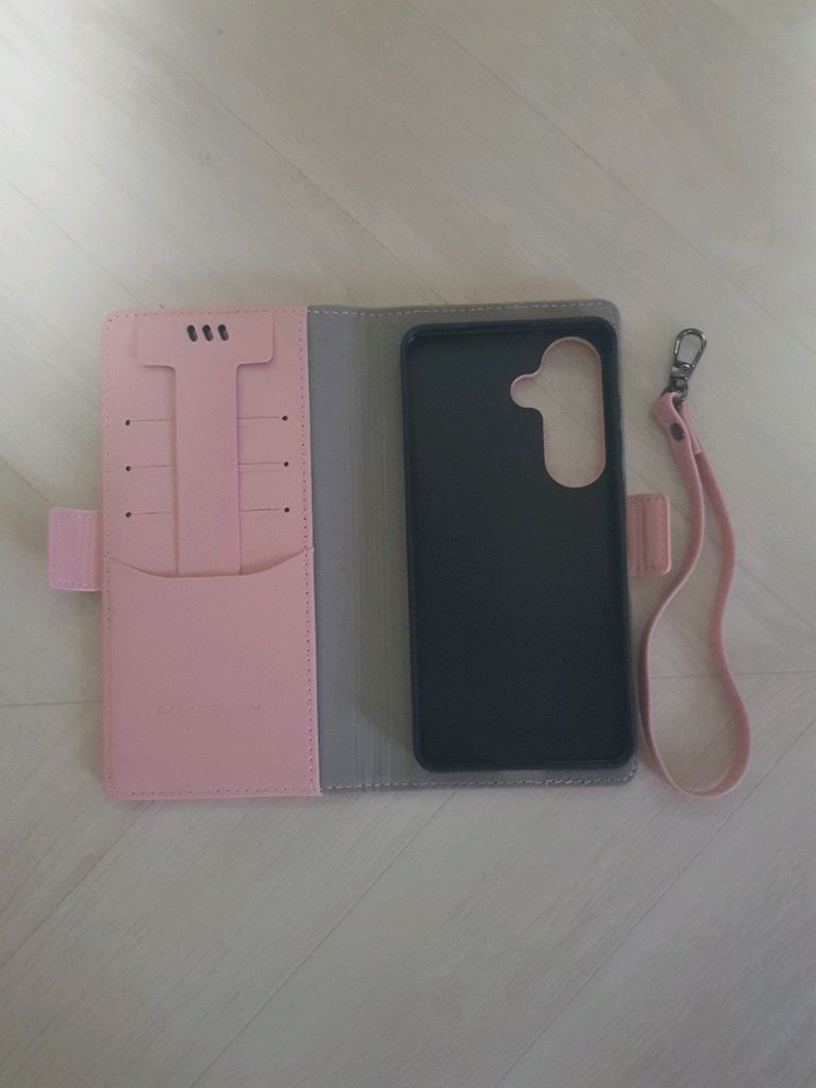 갤럭시 S26 카드수납 지갑 케이스 분실방지 가죽 다이어리 휴대폰 커버 핑크 이미지