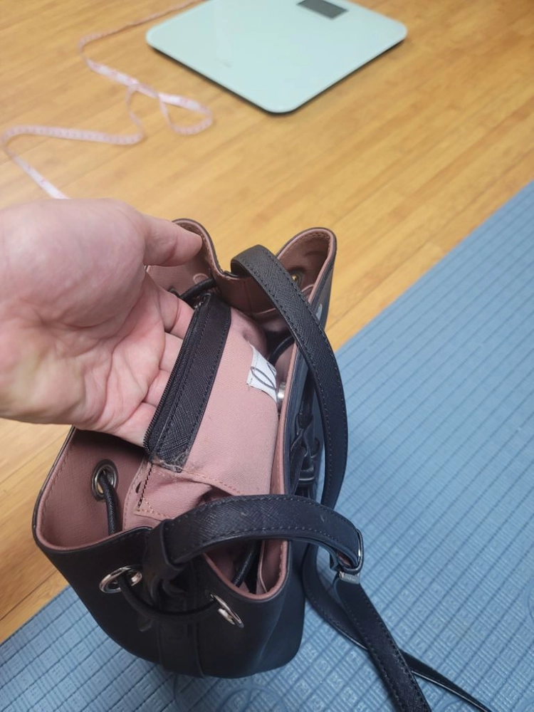 러브캣 크로스 백 이미지