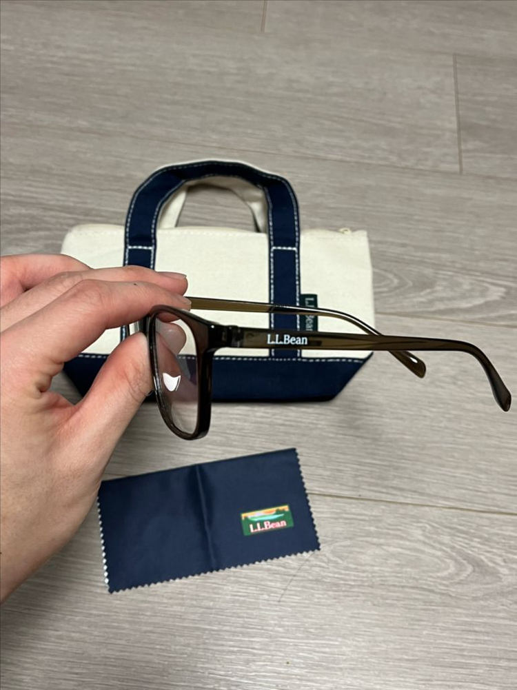 (미개봉새상품)엘엘빈 L.L.Bean 조광 선글라스, 안경닦이, 파우치 이미지