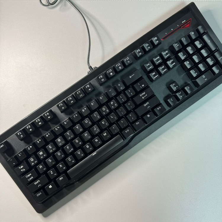 지마스터 체리 MX 적축 게이밍 기계식 키보드 풀박스 이미지