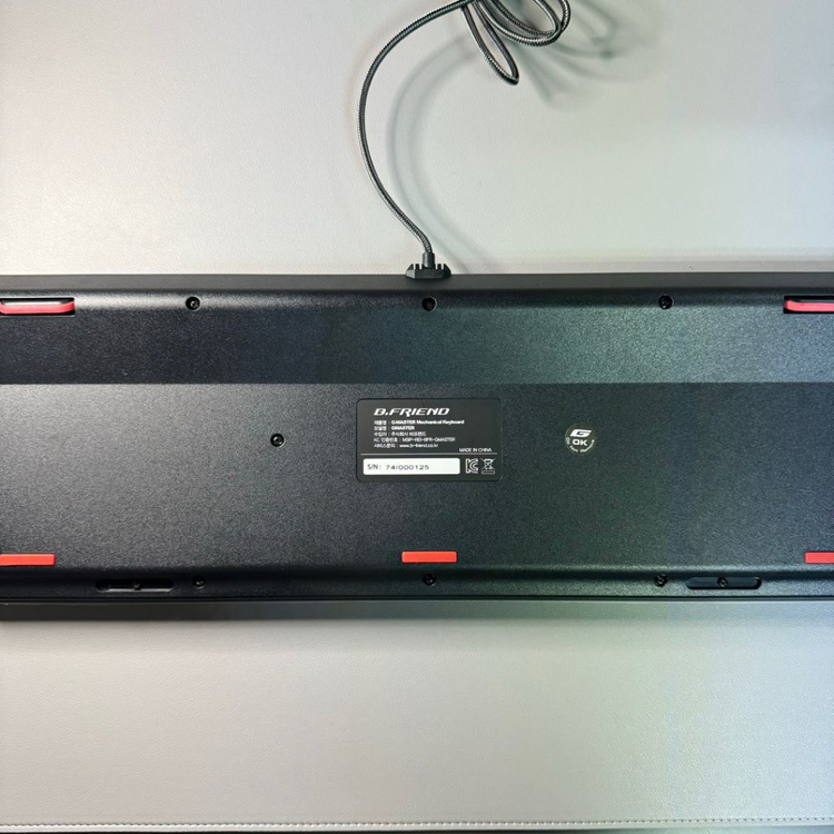 지마스터 체리 MX 적축 게이밍 기계식 키보드 풀박스 이미지