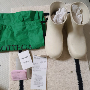 BOTTEGA VENETA 보테가베네타 퍼들 부츠 37