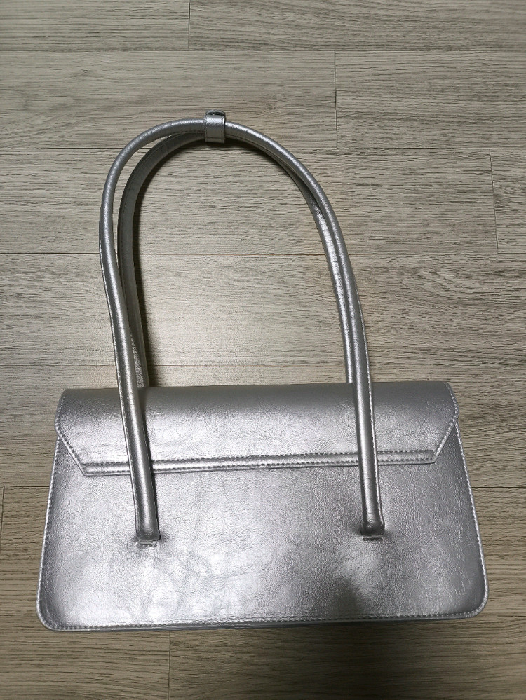 고세 어반 스퀘어 숄더백 실버--1