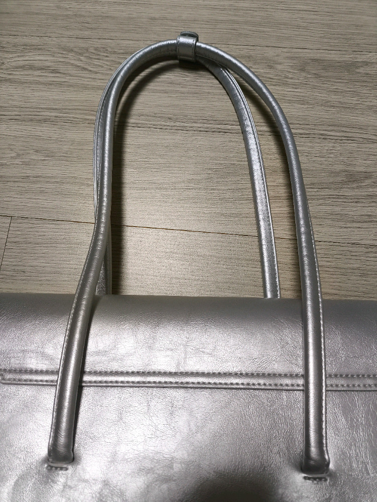 고세 어반 스퀘어 숄더백 실버--2