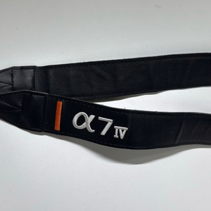 소니 A7M4 정품 숄더 스트랩 이미지