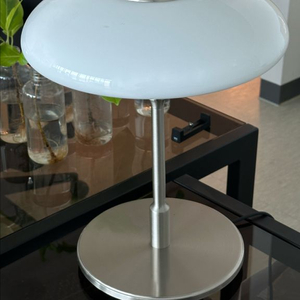 이케아 텔뷘 단스탠드 테이블 램프