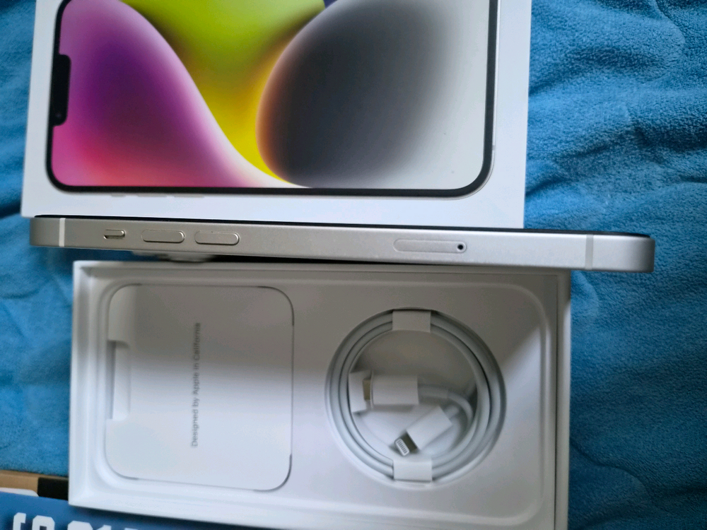 아이폰14플러스 128--3