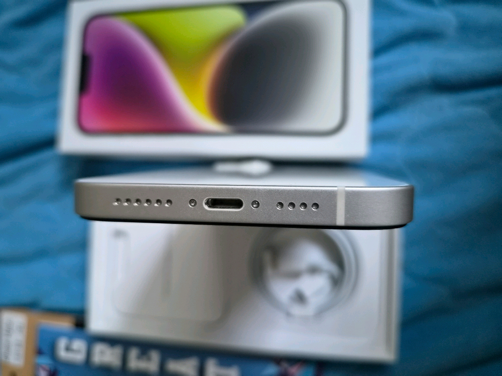 아이폰14플러스 128--5