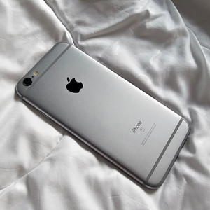 [짜깁기X정품] 아이폰6s 128GB 배터리신품 무음카메라 S급