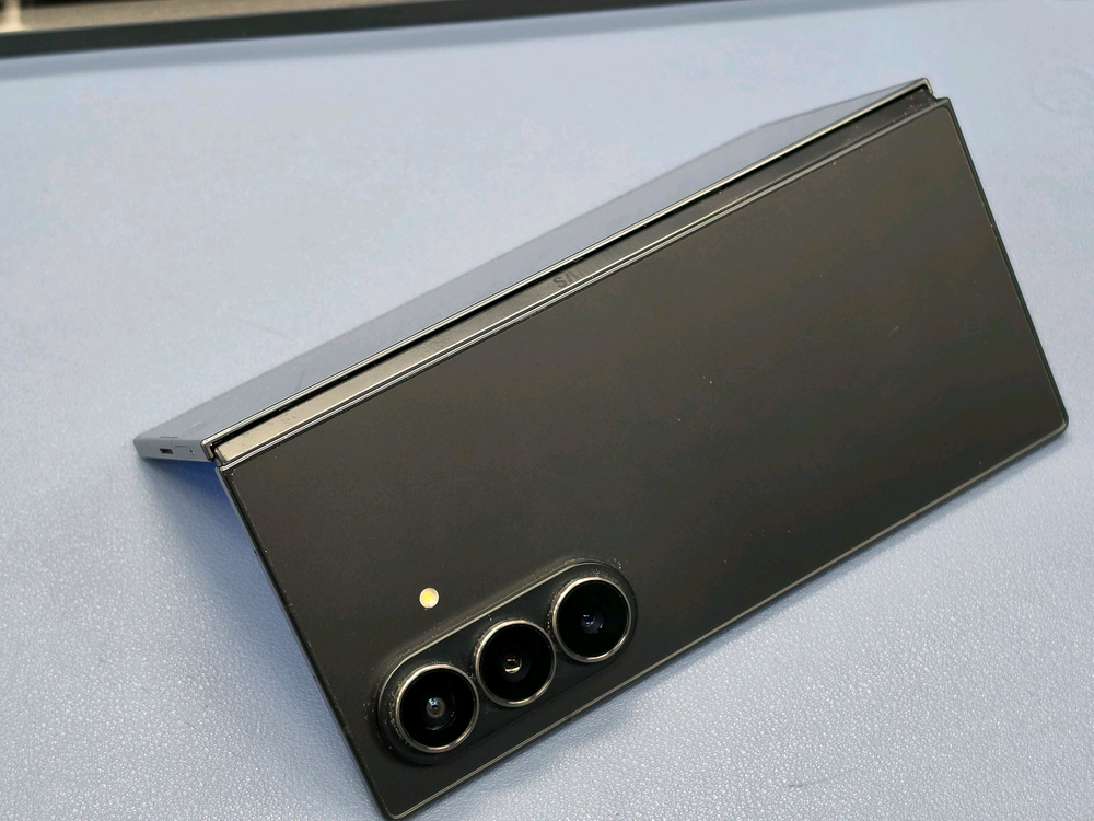 갤럭시 폴드7 스마트폰 512GB--2