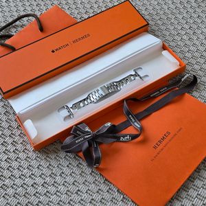 애플워치 에르메스 그랜드H 사티네 밴드 팝니다