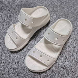 크록스 클래식 크러쉬 230