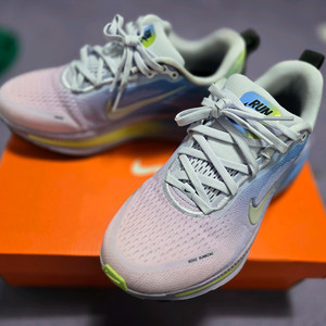 나이키 보메로18 245 판매