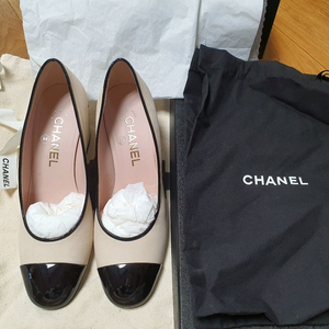 샤넬 라미네이트 램스킨 펌프스 - 36.5